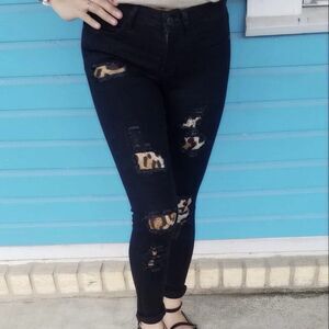 Judy Blue Skinny Fit High Rise Leopard Patch Black Jeans 8550 Women’s 15/32